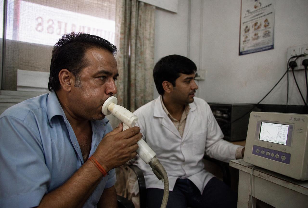 Breathless on the Stairs? What a PFT Test in Gurugram Actually Tells You